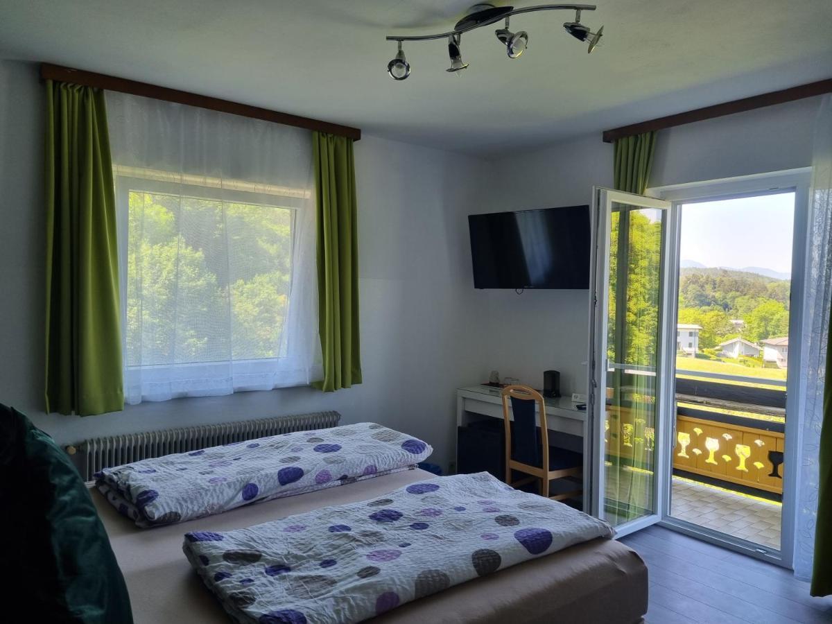 Pension Waldesruh Velden am Woerthersee Exterior photo